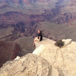 Meet your Posher, Addison